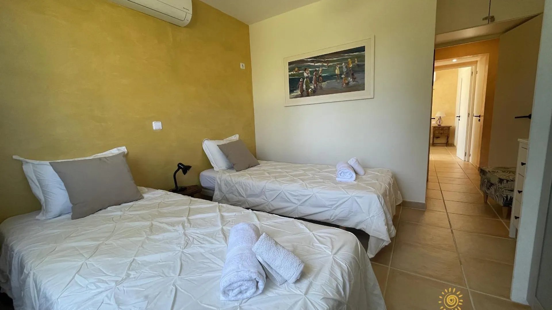Casa Del Sol Lovely Spacious Family Apartment Port de Pollenca