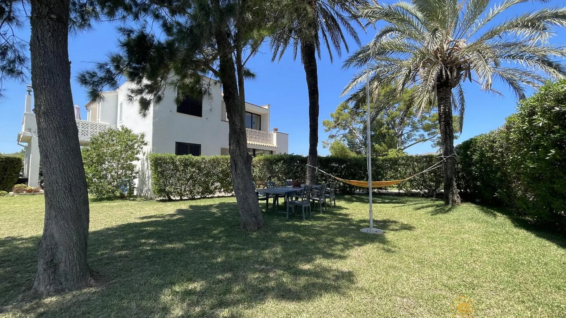 Casa Del Sol Lovely Spacious Family Apartment Port de Pollenca